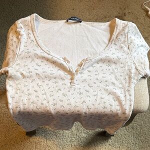 Short sleeved floral cap shirt